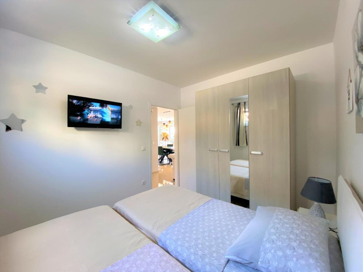 Lux Apartment Sea Shell With Jacuzzi Makarska Eksteriør bilde